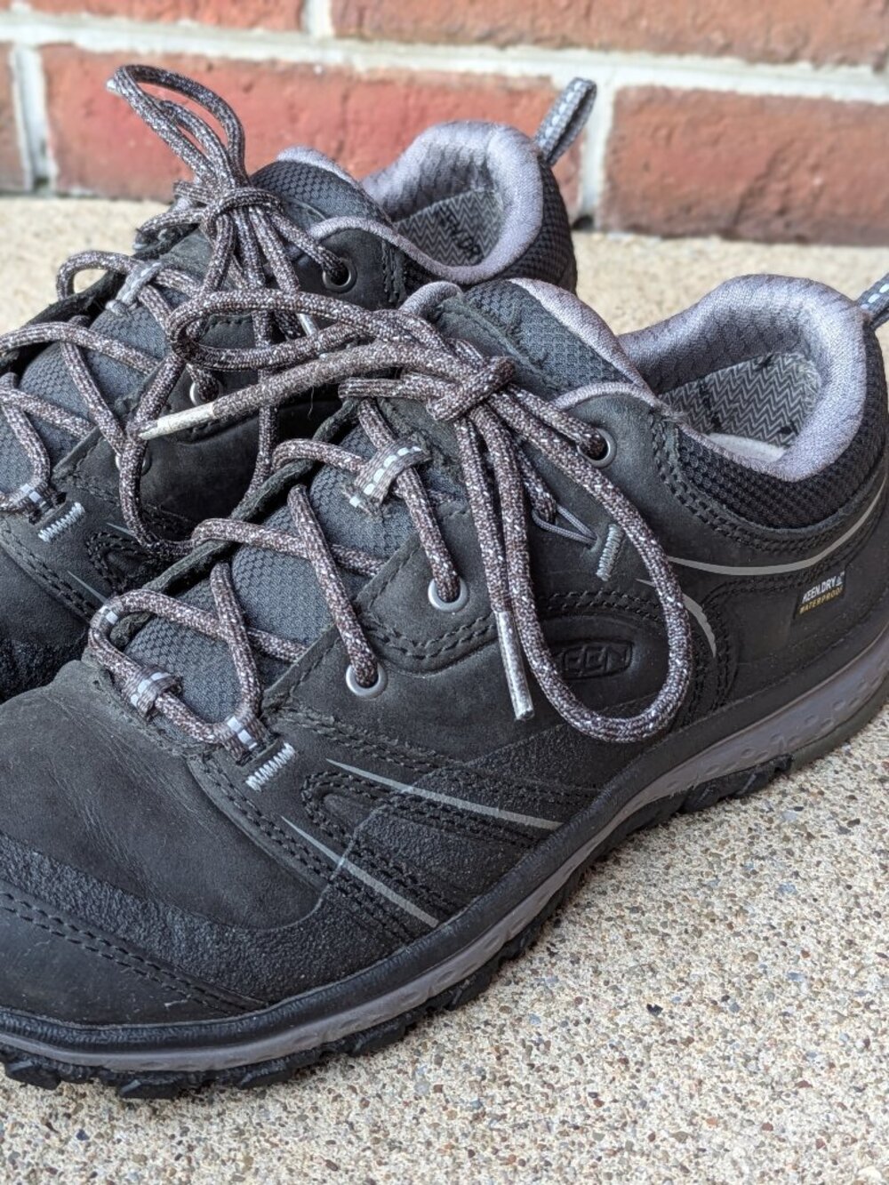 Keen Terradora Leather Waterproof Hiking Shoes (women's 6.5)